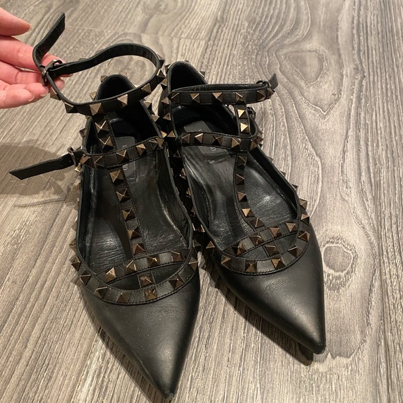 Valentino Shoes - Valentino flat